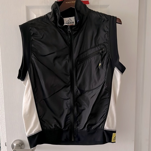 adidas Other - Adidas Vintage runners vest